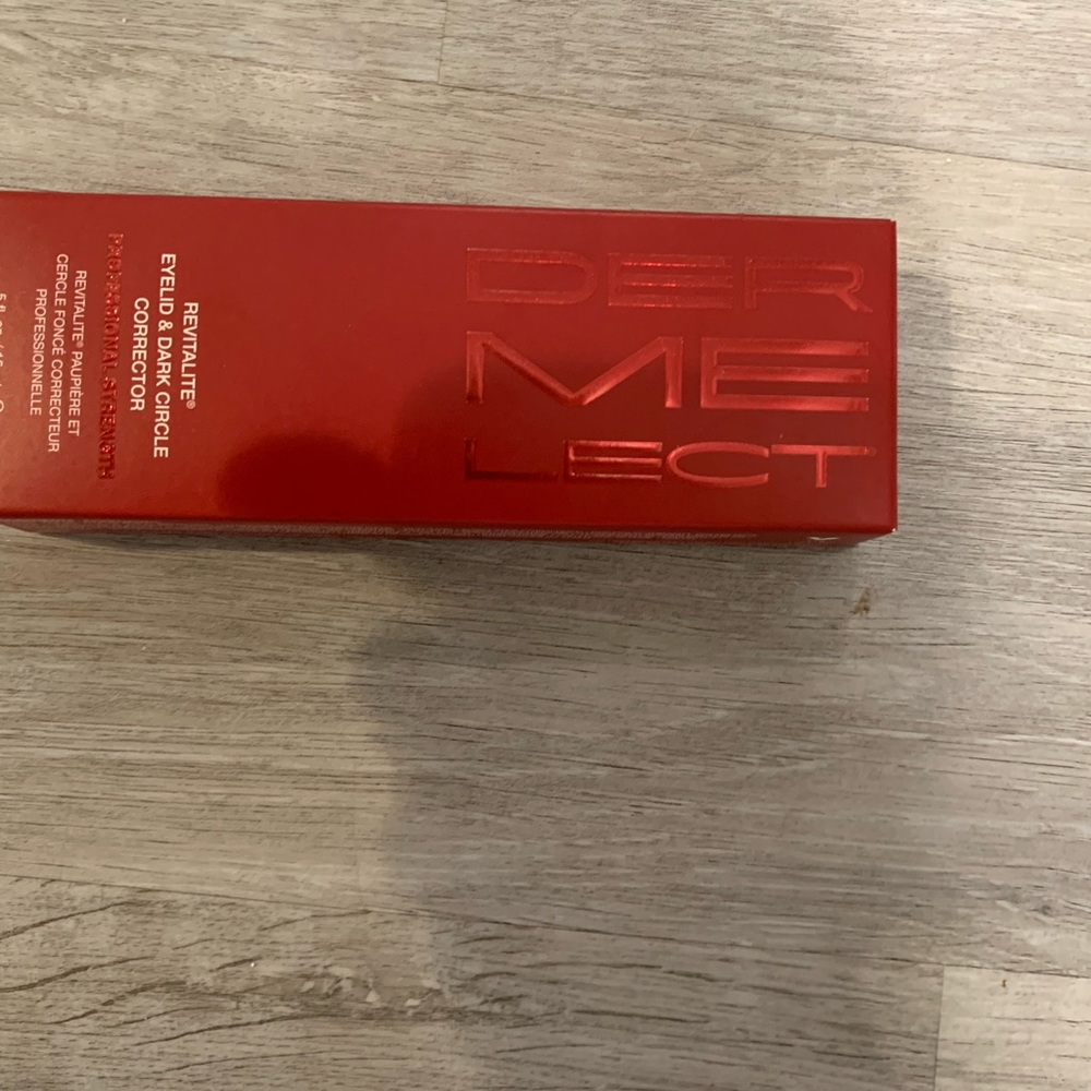 Dermelect Revitalite Eyelid & Dark Circle Corrector